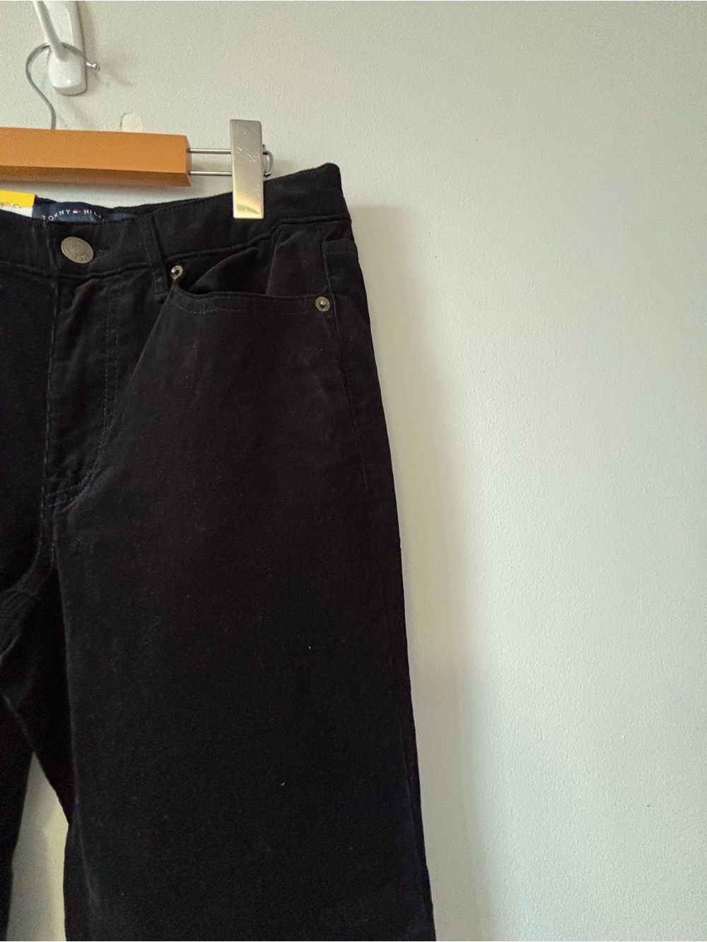 New - Tommy Hilfiger Black Corduroy Men's Pants - Picture 2 of 7